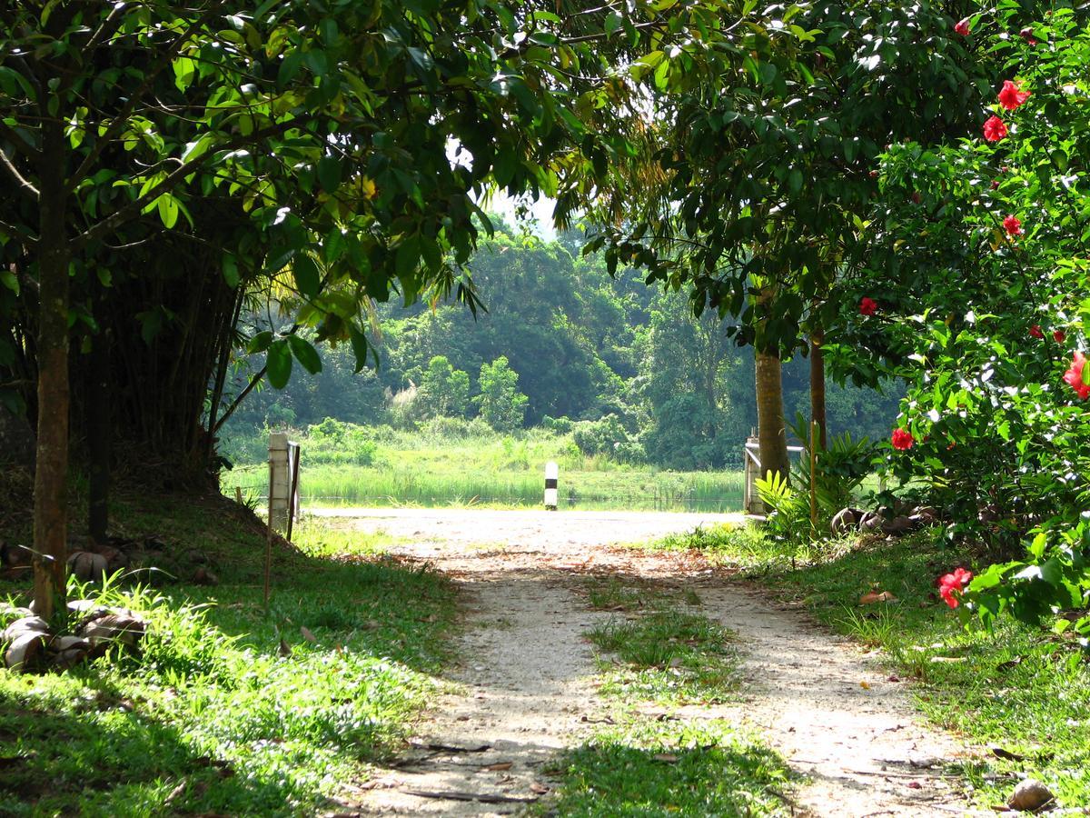Lake View Bungalows Khaulak Kültér fotó