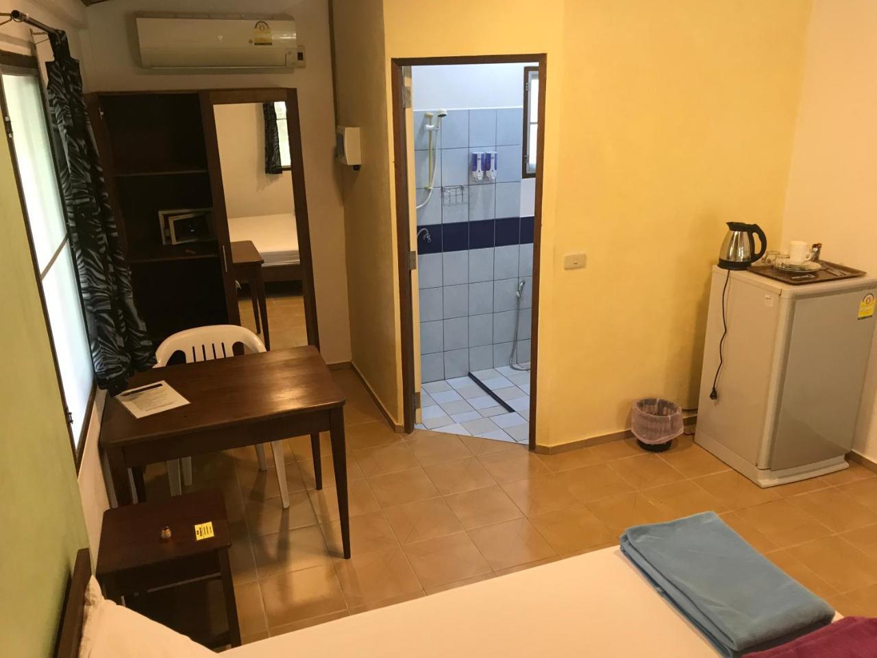 Lake View Bungalows Khaulak Kültér fotó